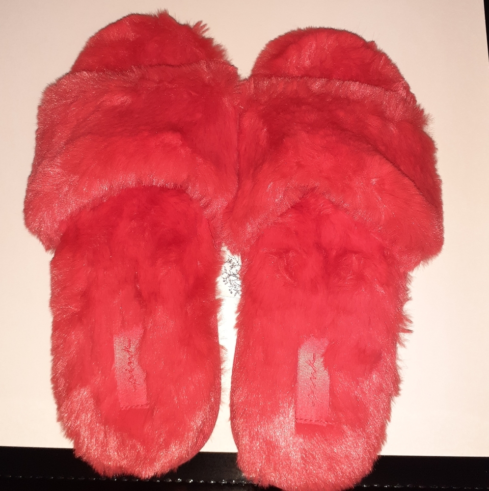 NWOT Victoria's Secret  red slippers